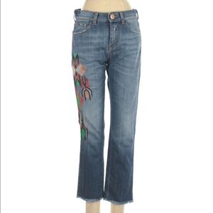 Alysi Boho Embroidered Raw Hem Ankle Length‎ Jeans